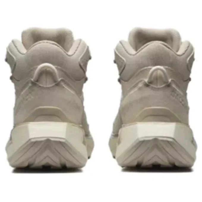 ODYSSEY ELMT Mid Gore-Tex ”Vanilla Ice Almond”