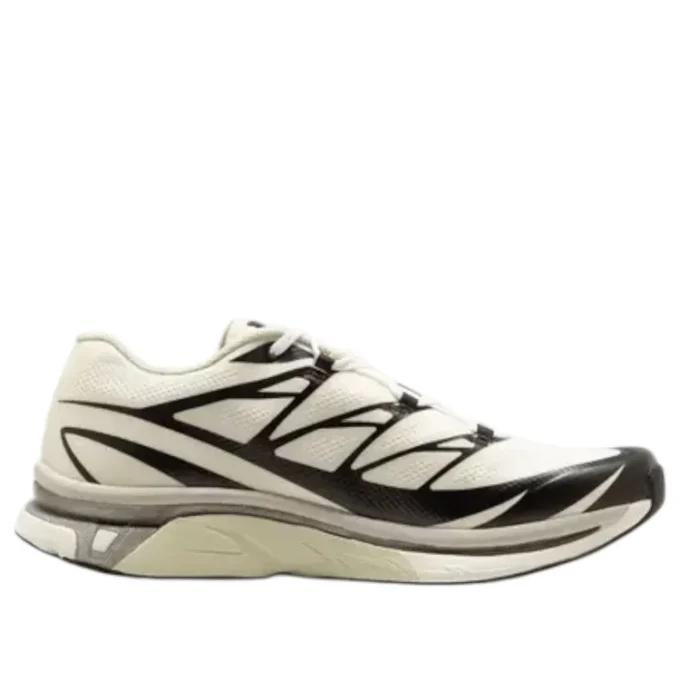 SALOMON x Margiela XT-MM6 ”Vanilla Ice Black”