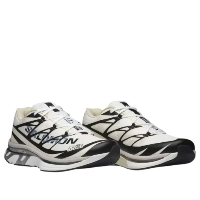 SALOMON x Margiela XT-MM6 ”Vanilla Ice Black”