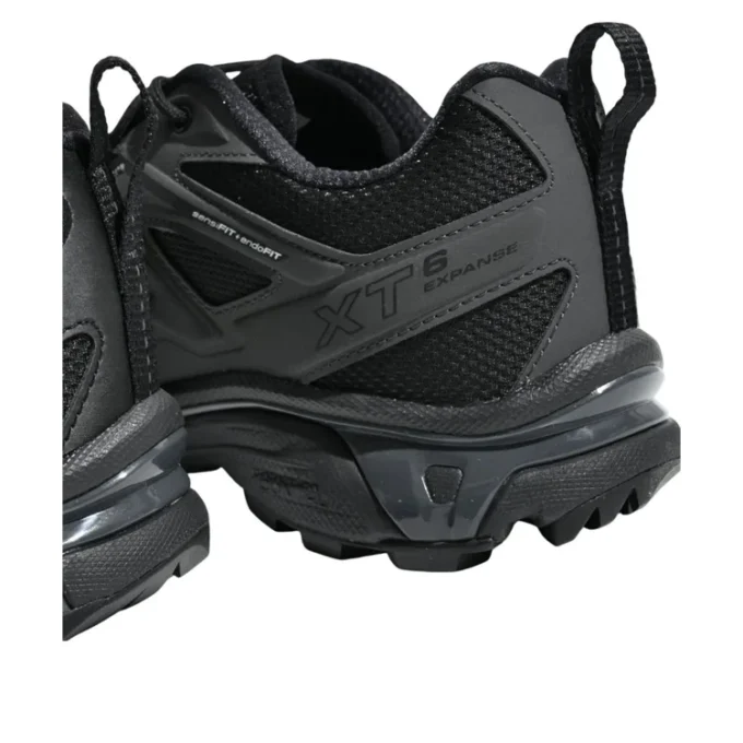 XT-6 Expanse ”Triple Black”