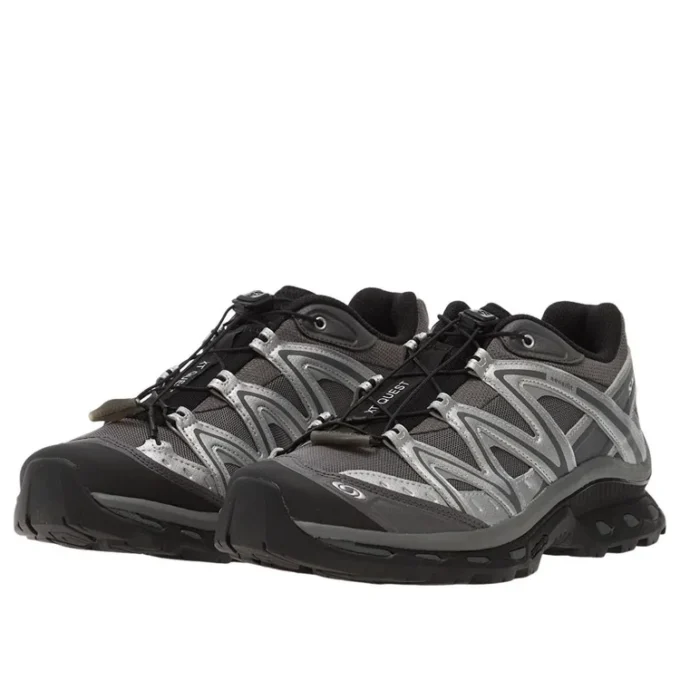 XT-QUEST ”Black Silver Castlerock”