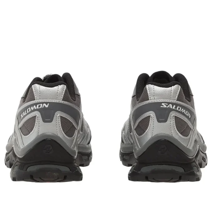 XT-QUEST ”Black Silver Castlerock”